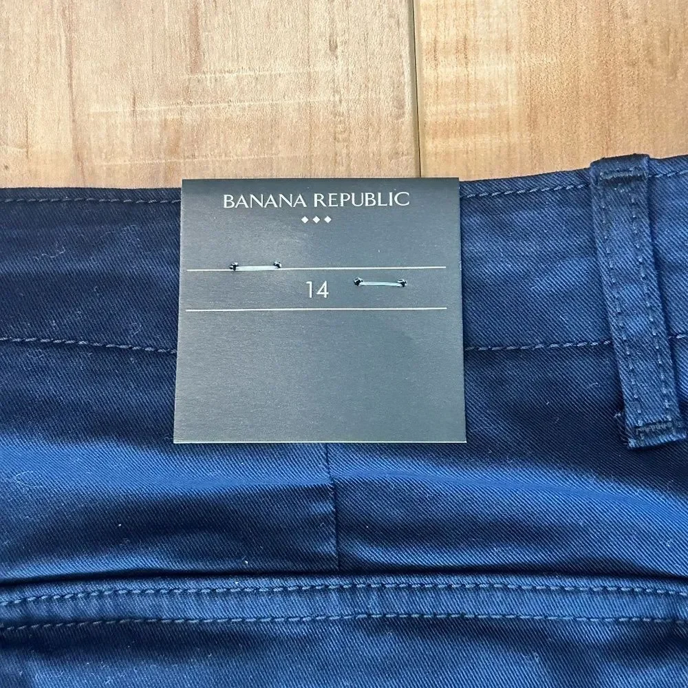 NWT Banana Republic Woman's Authentic Chino Pants Navy Blue Size 14